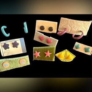 New Vintage Lot of Earrings